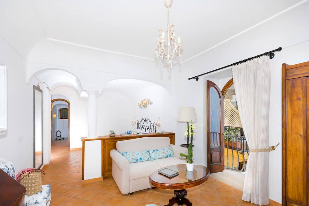Photo of Bedroom in Path of the Gods