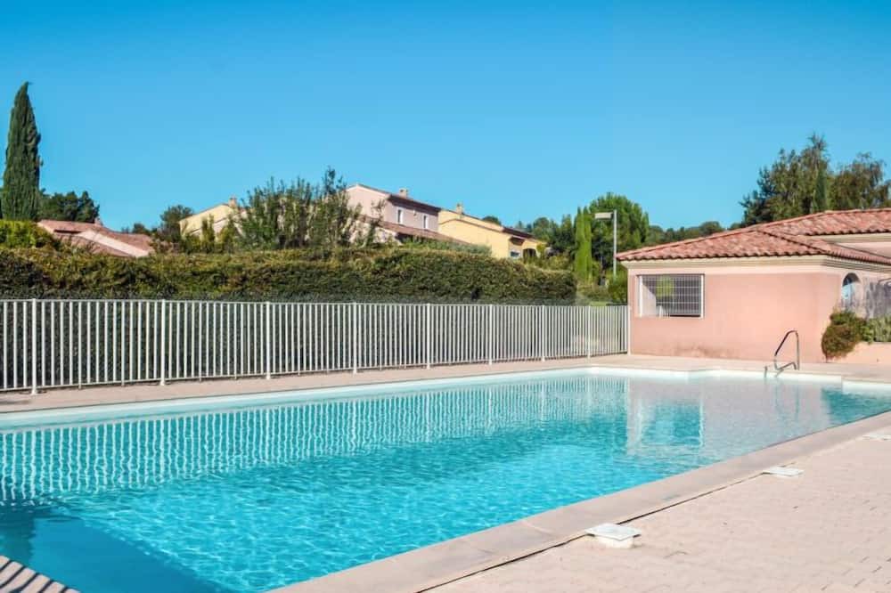Photo of Outdoor in Pierrevert