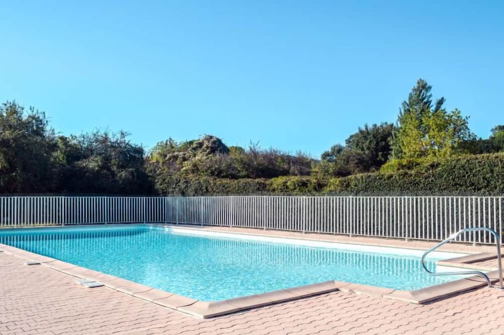 Photo of Outdoor in Pierrevert