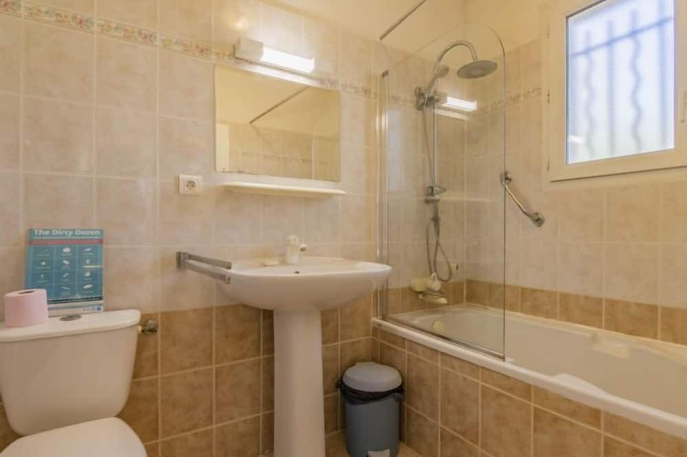 Photo of Bathroom in Pierrevert