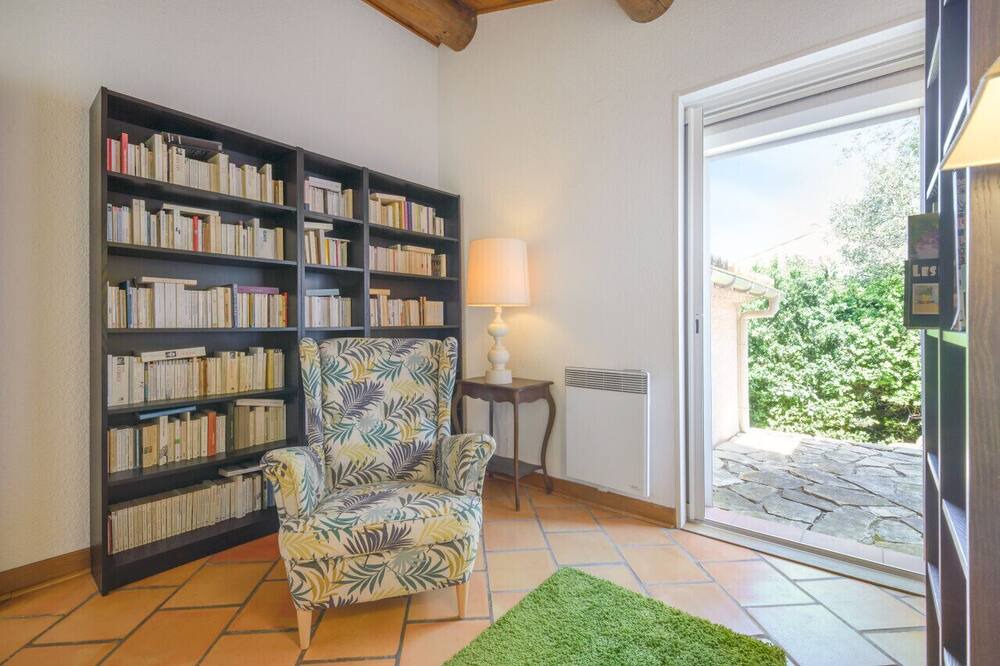 Photo of Others in Les Hauts de Villeneuve