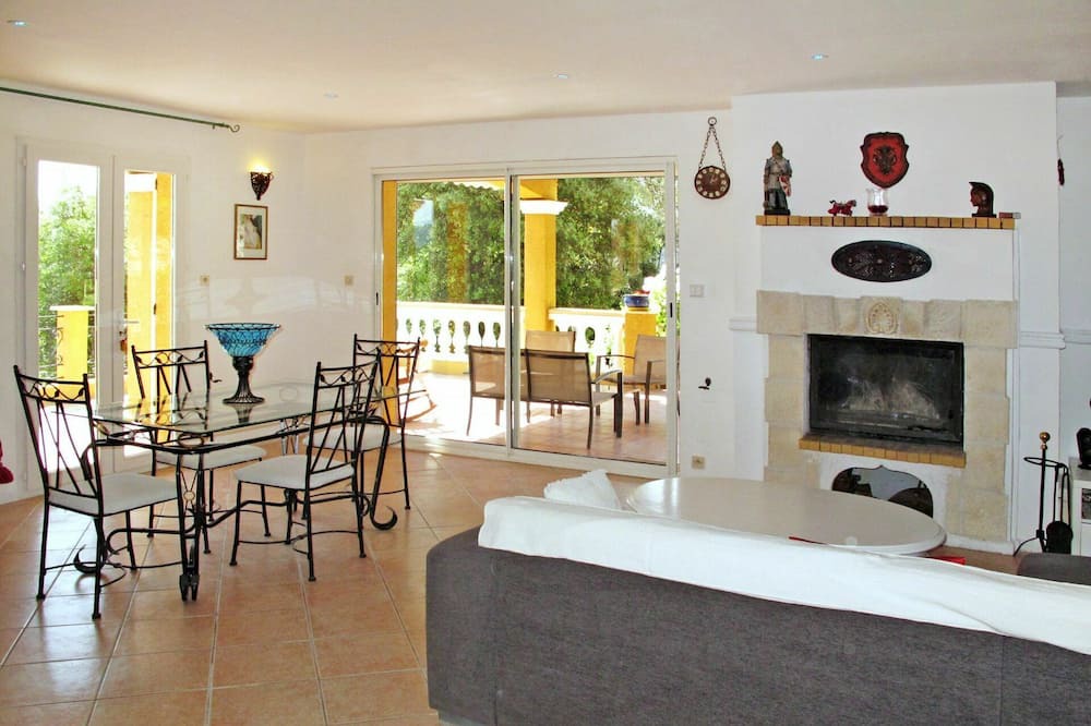Photo of Others in Montfort-sur-Argens