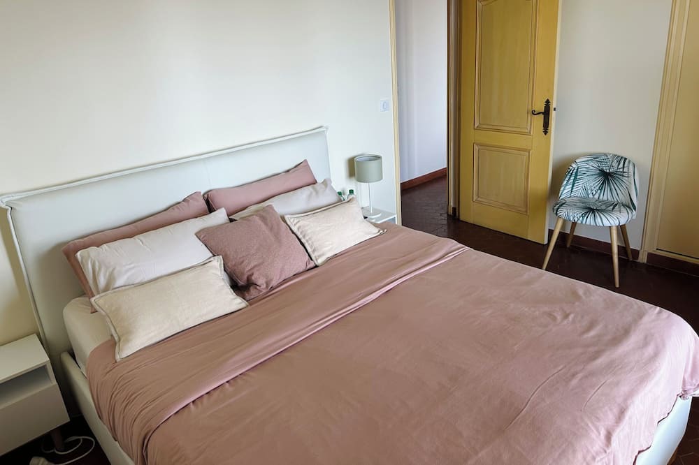 Photo of Bedroom in Le Rayol