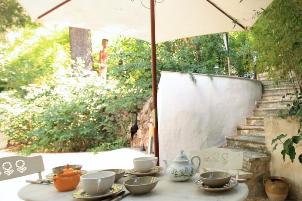 Photo of Patio Balcony in La Panouse