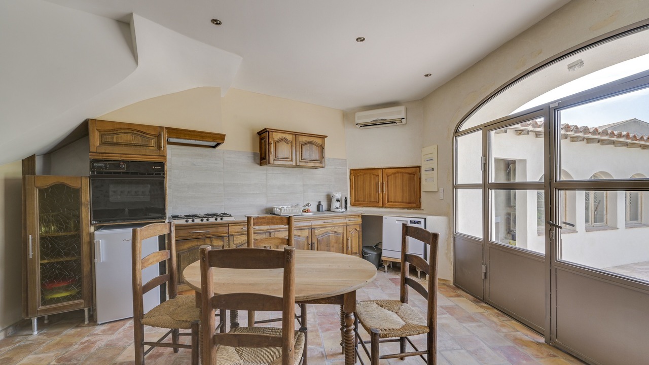 Photo of Livingroom in Boulbon