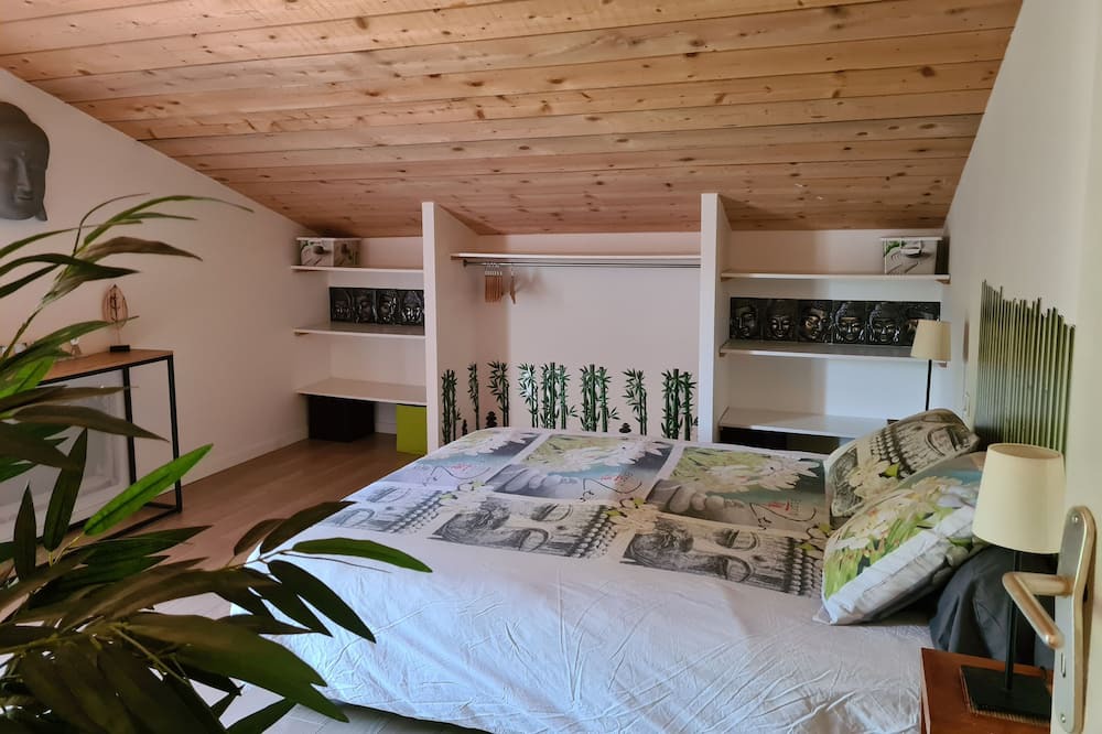 Photo of Bedroom in Seranon