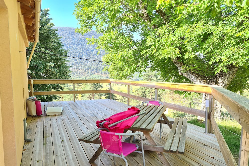 Photo of Patio Balcony in Seranon