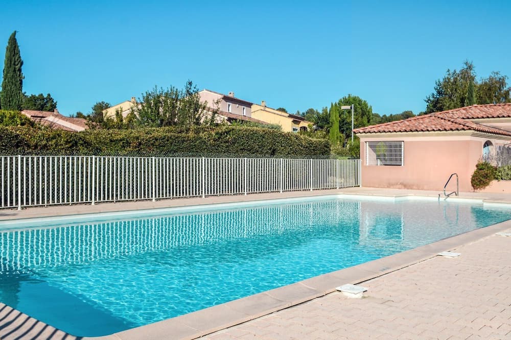 Photo of Outdoor in Pierrevert