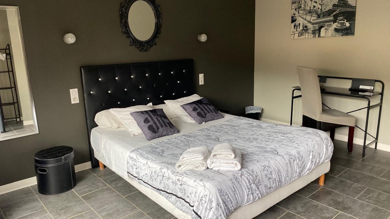 Photo of Bedroom in Peyruis