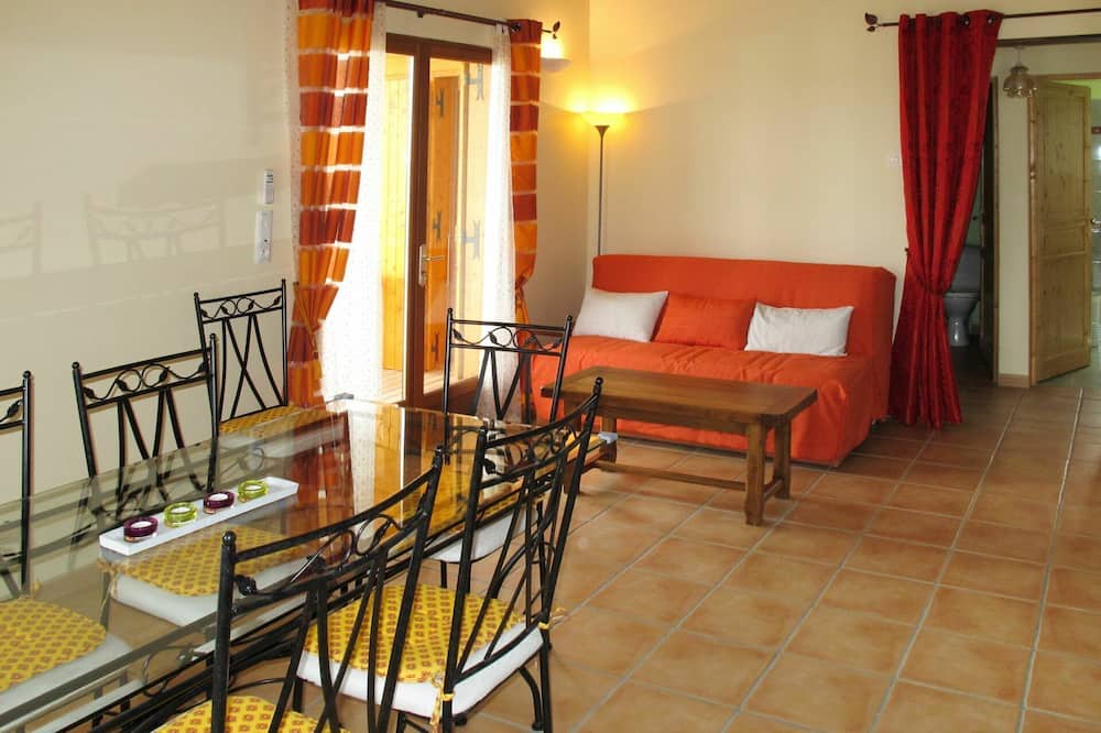 Photo of Bedroom in Mallefougasse-Auges
