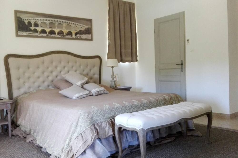 Photo of Bedroom in Cairanne