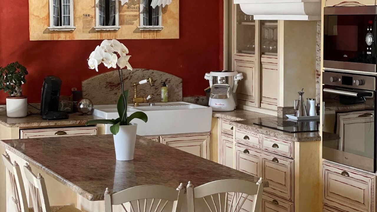 Photo of Kitchen in Roquemaure