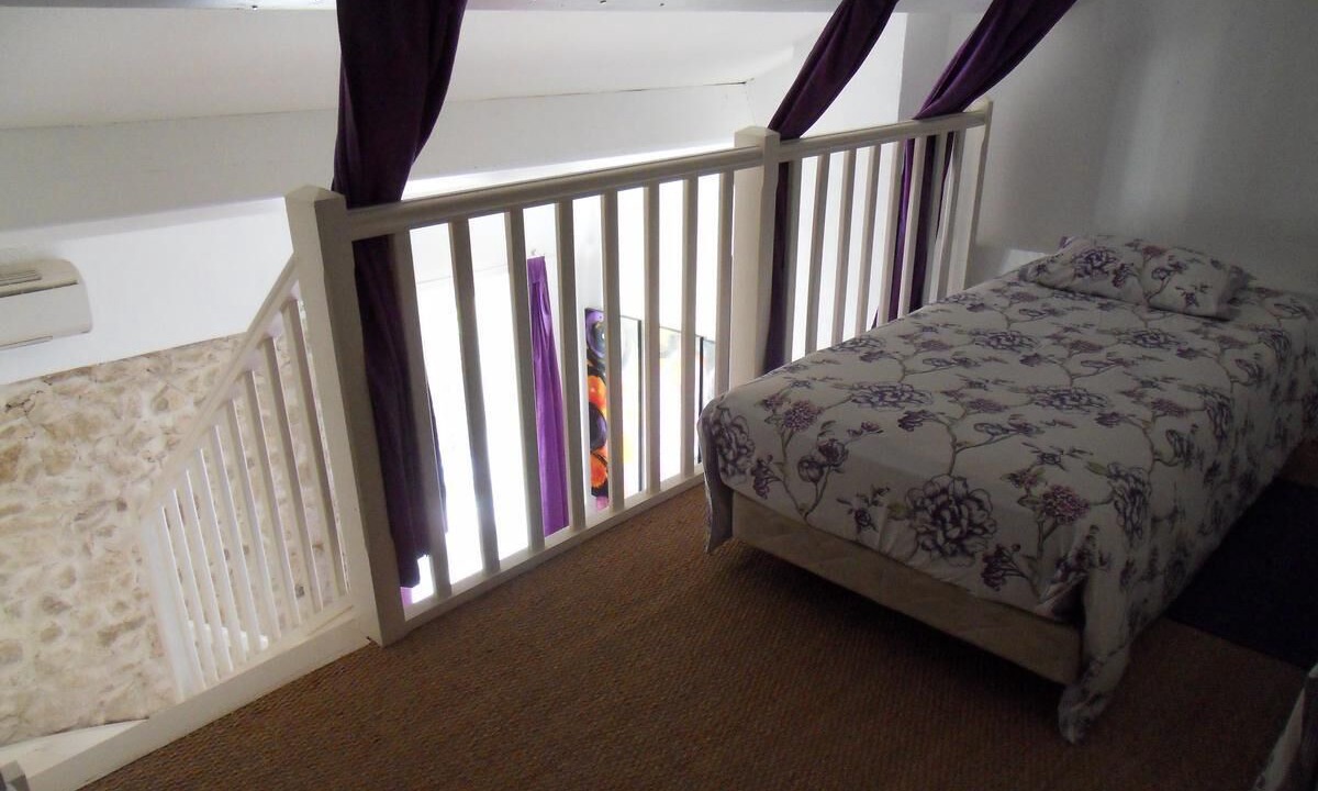Photo of Bedroom in Venelles