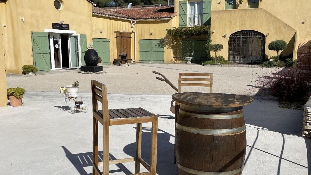 Photo of Patio Balcony in Venelles