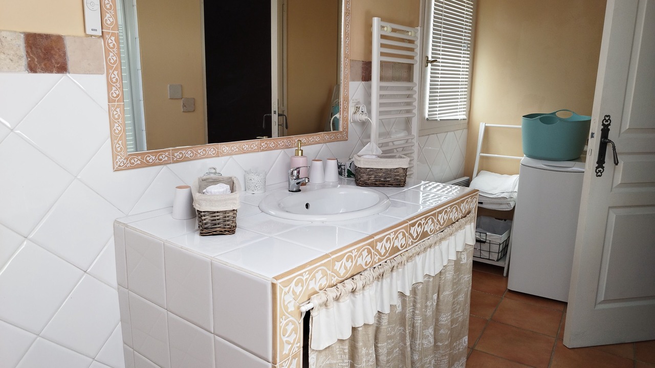 Photo of Bathroom in Courthezon