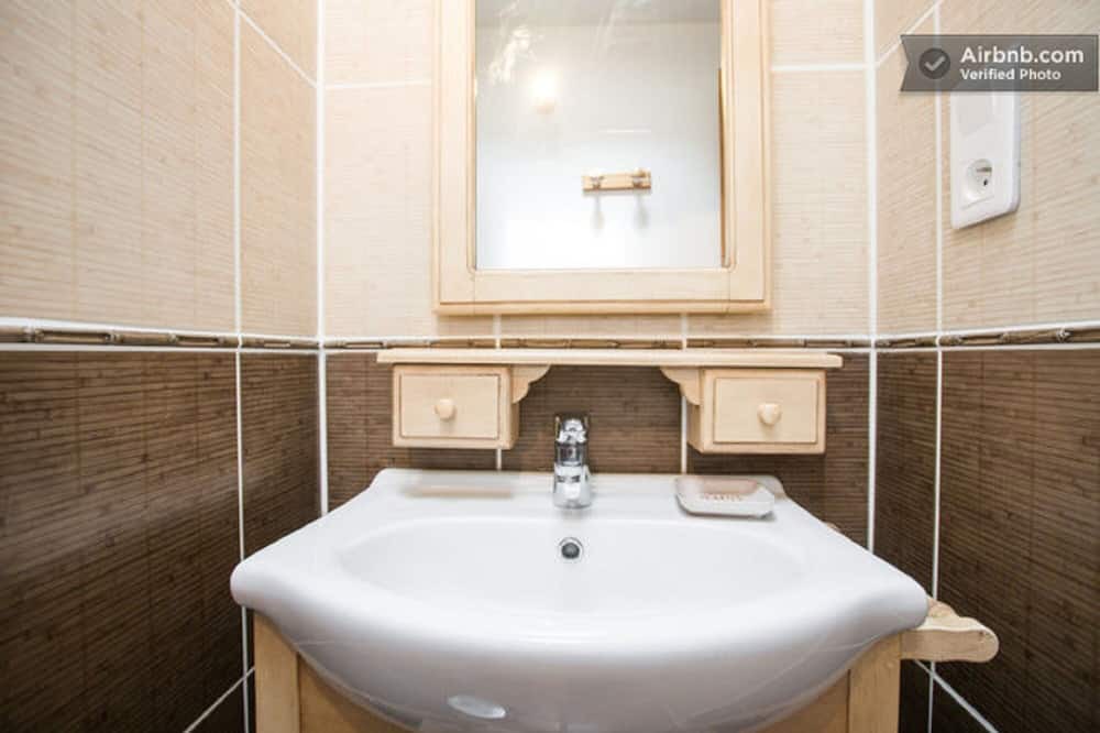 Photo of Bathroom in L'Hospitalet
