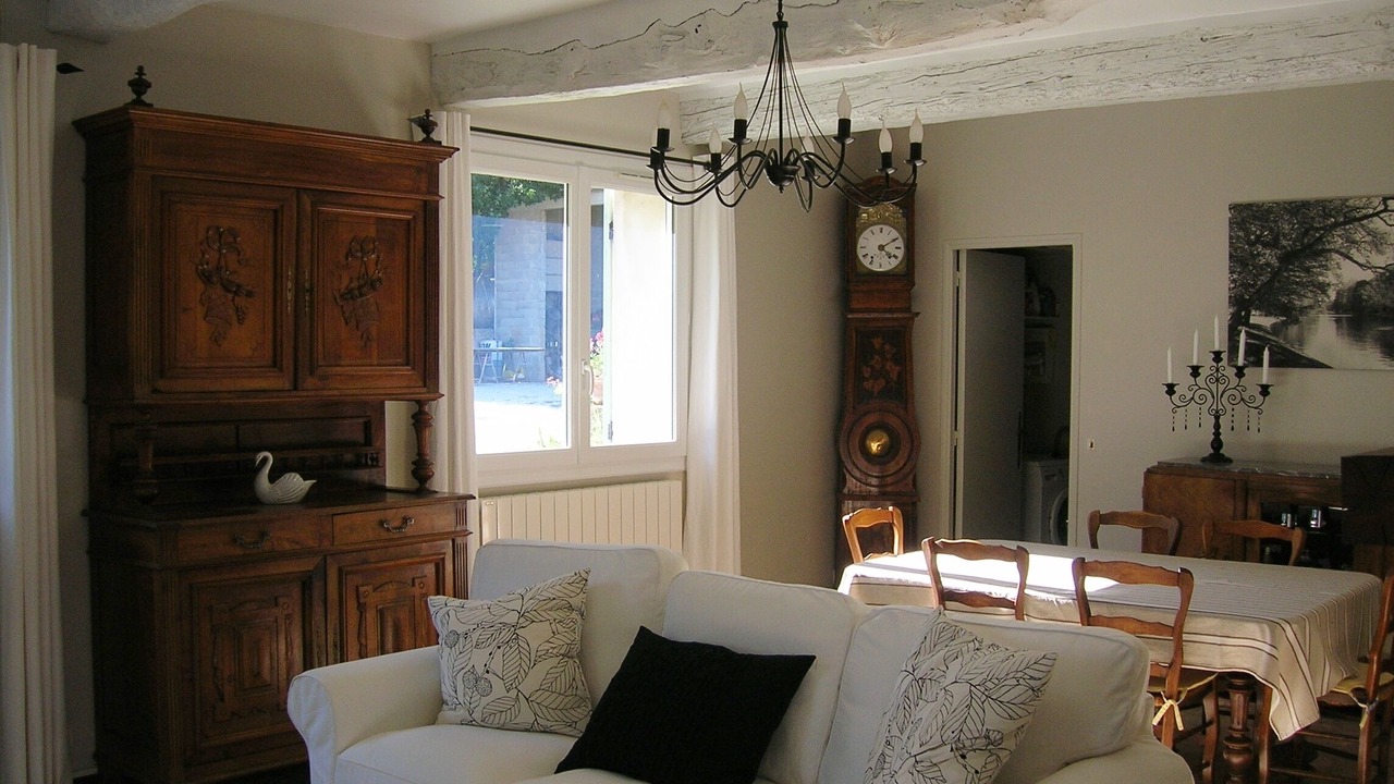 Photo of Livingroom in Malaucene