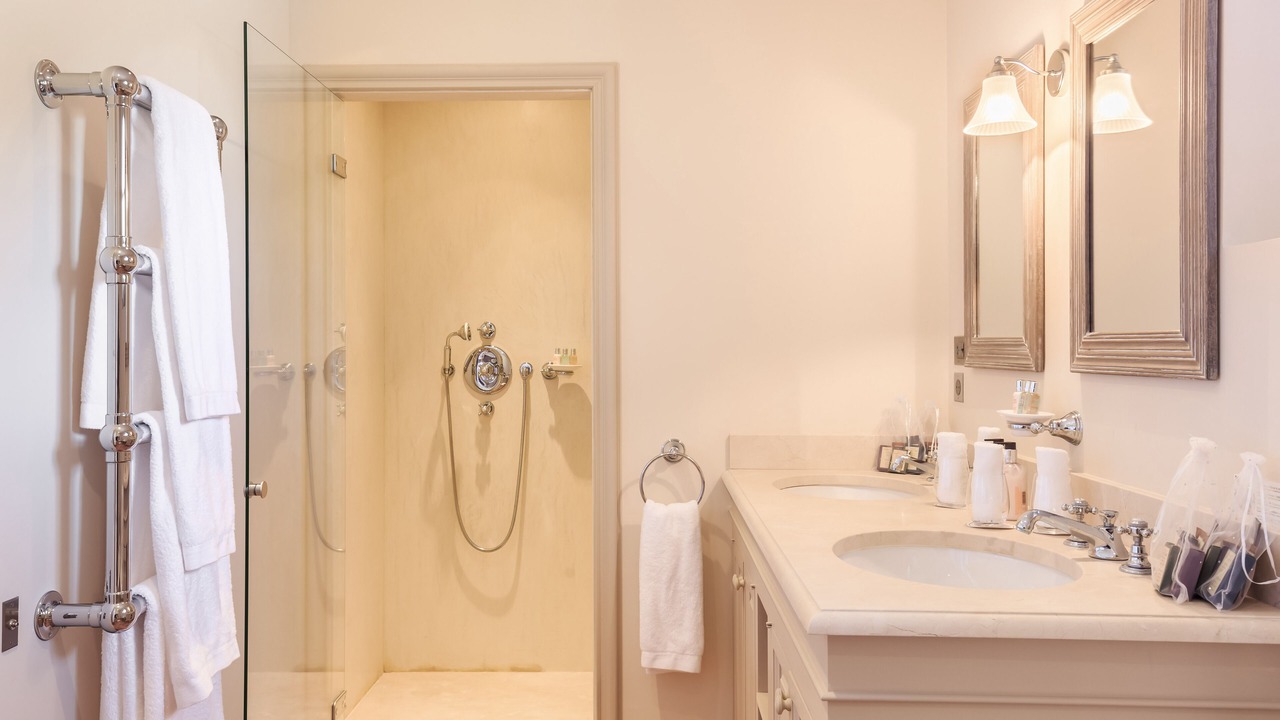 Photo of Bathroom in Flayosc