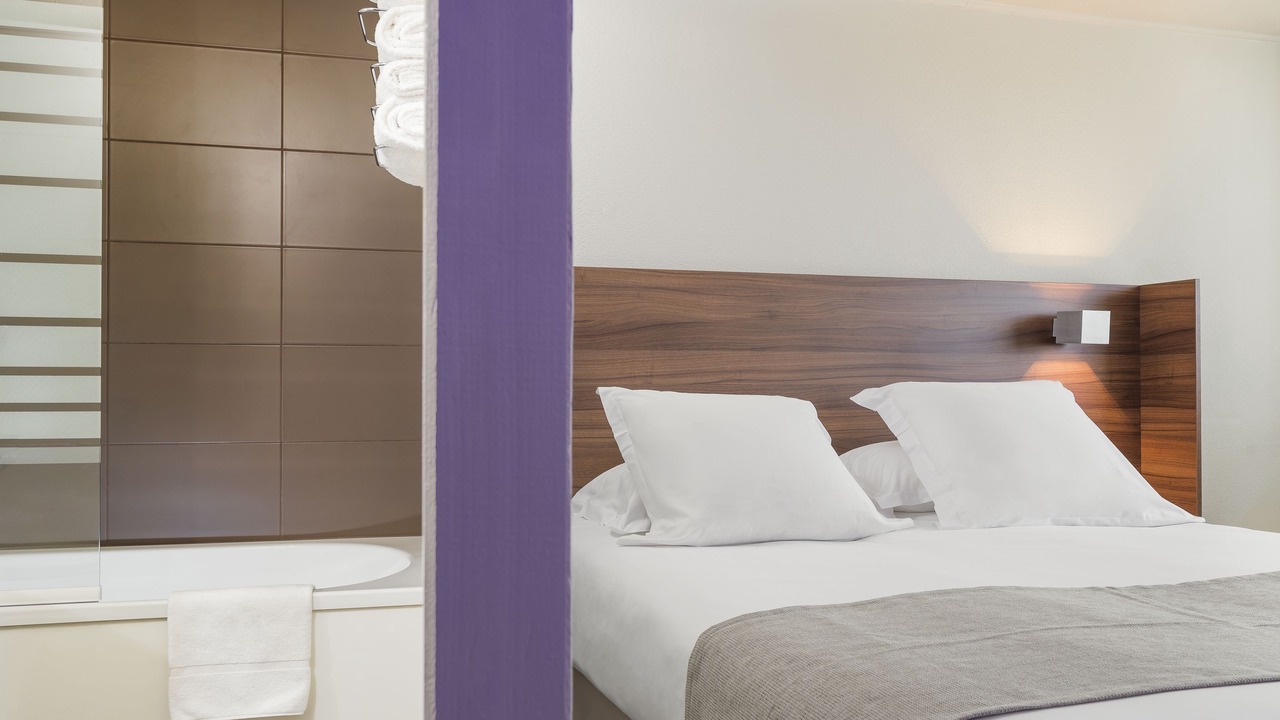 Photo of Bedroom in Saint Tronquet Business Park