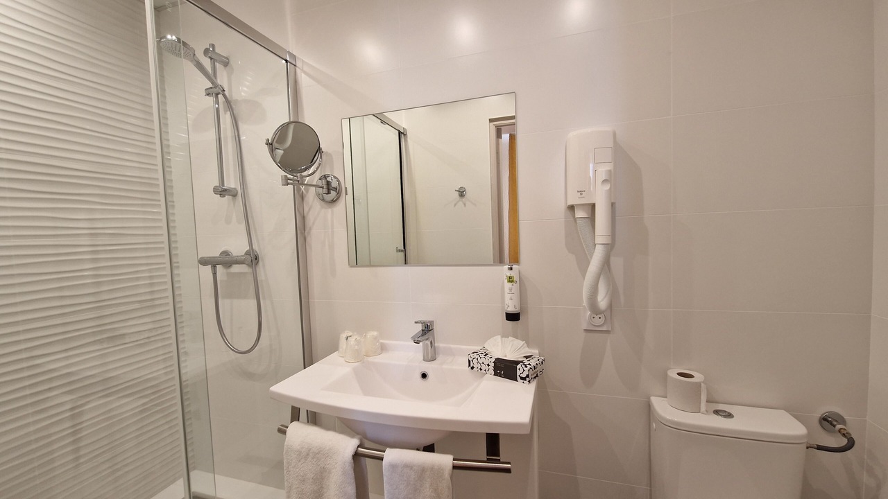 Photo of Bathroom in Beaucaire