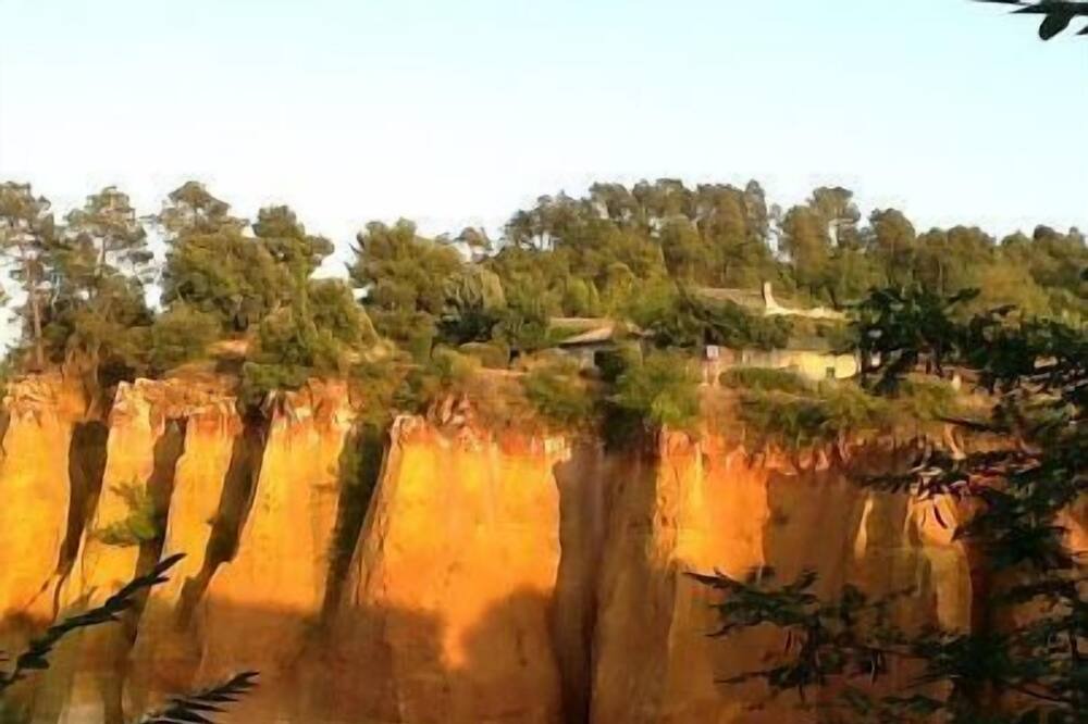 Photo of Others in Roussillon