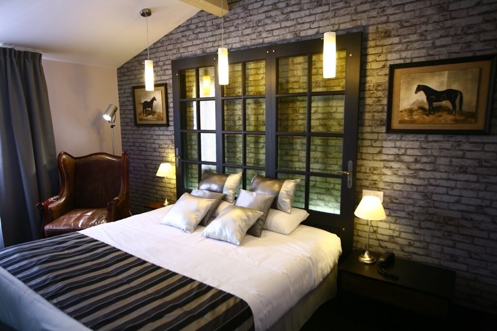 Photo of Bedroom in Orange