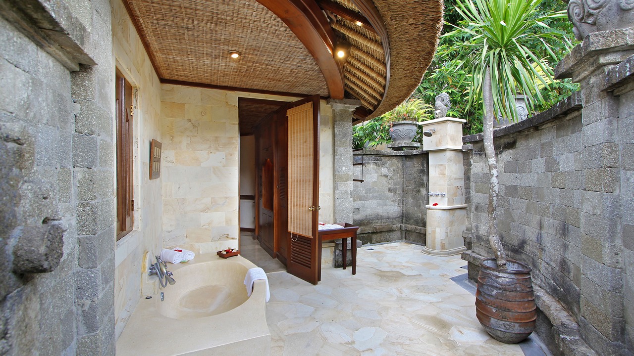 Photo of Bathroom in Melaya
