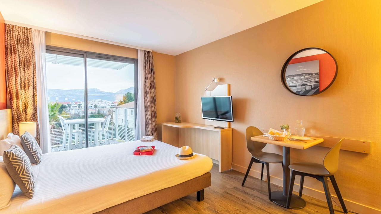 Photo of Bedroom in La Plage