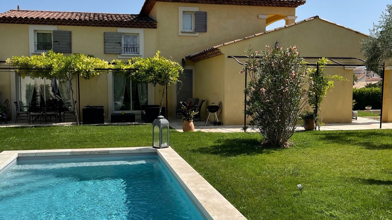 Photo of Outdoor in Pierrevert