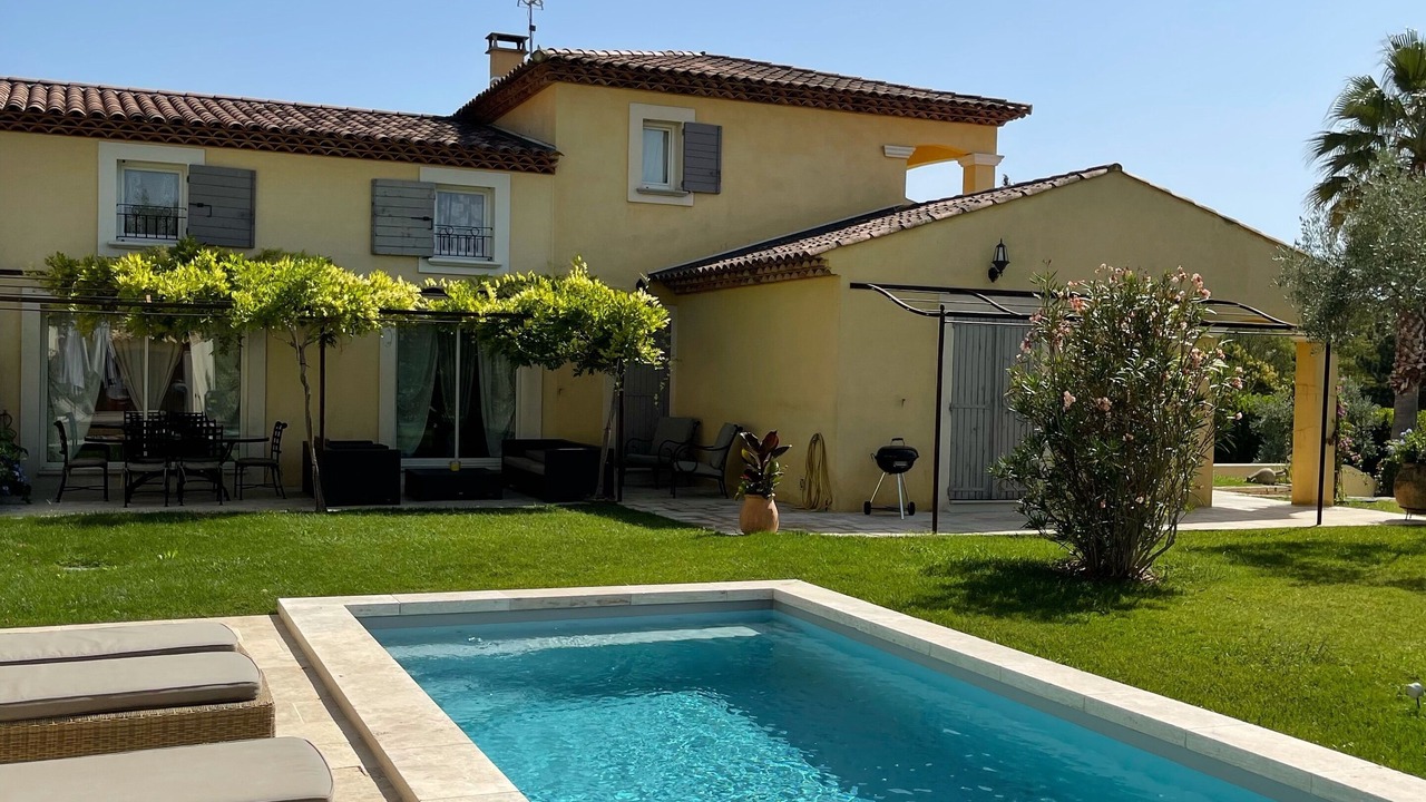 Photo of Outdoor in Pierrevert