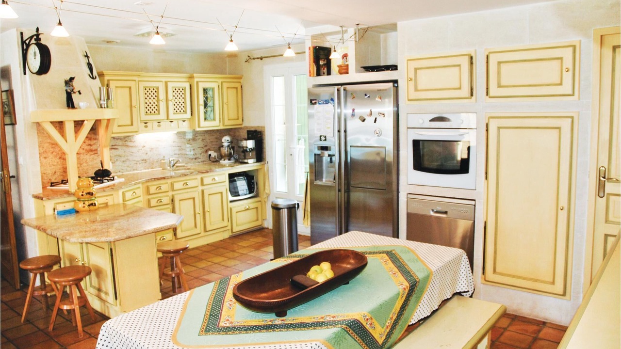 Photo of Kitchen in Boulbon