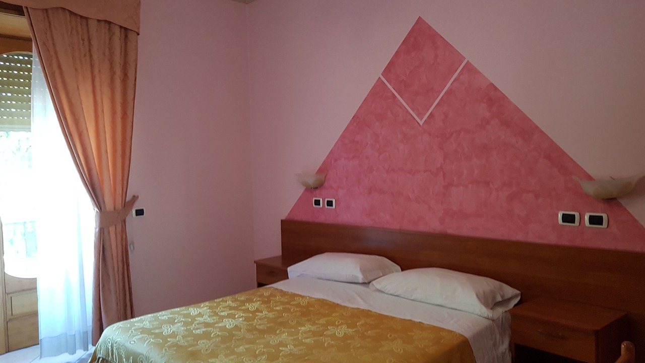 Photo of Bedroom in Path of the Gods