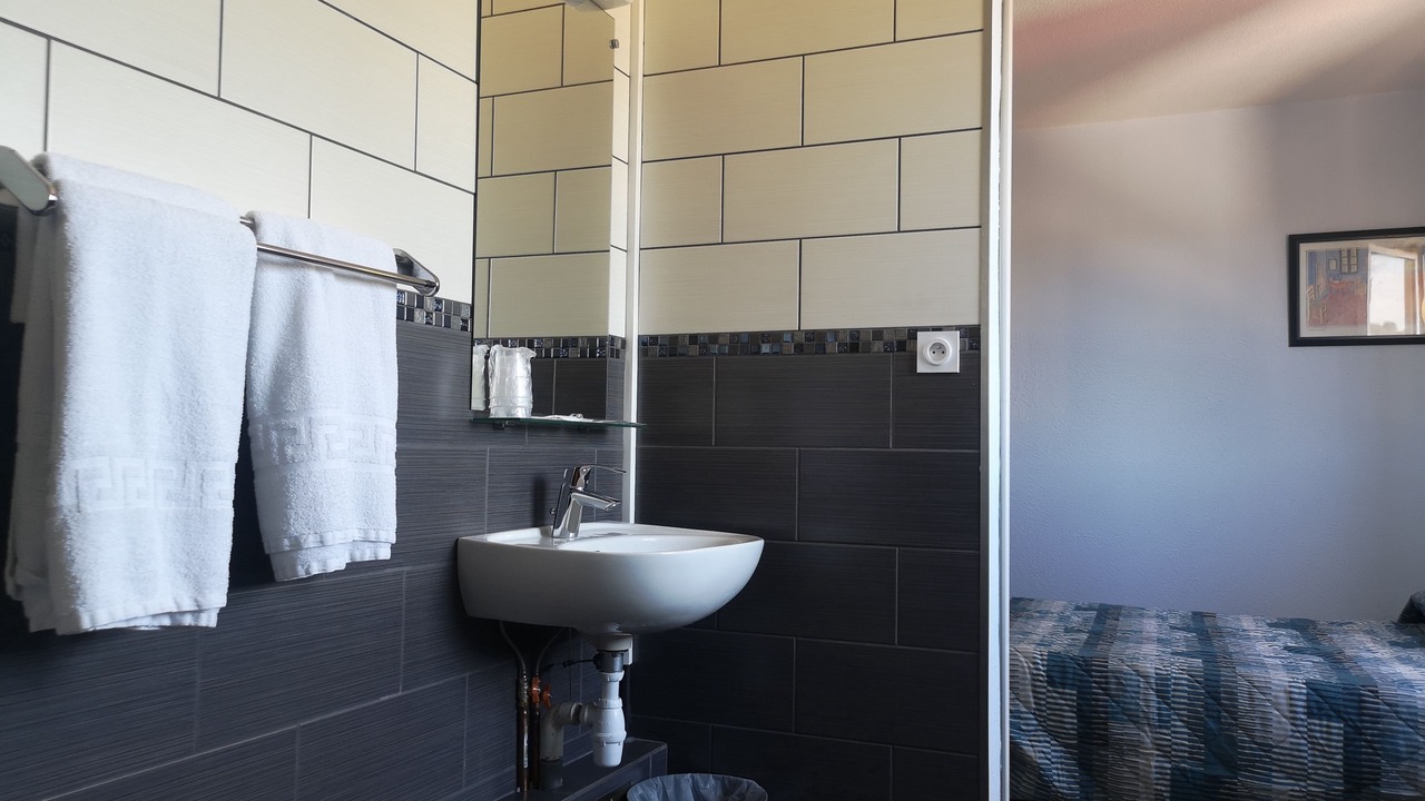 Photo of Bathroom in La Valette-du-Var