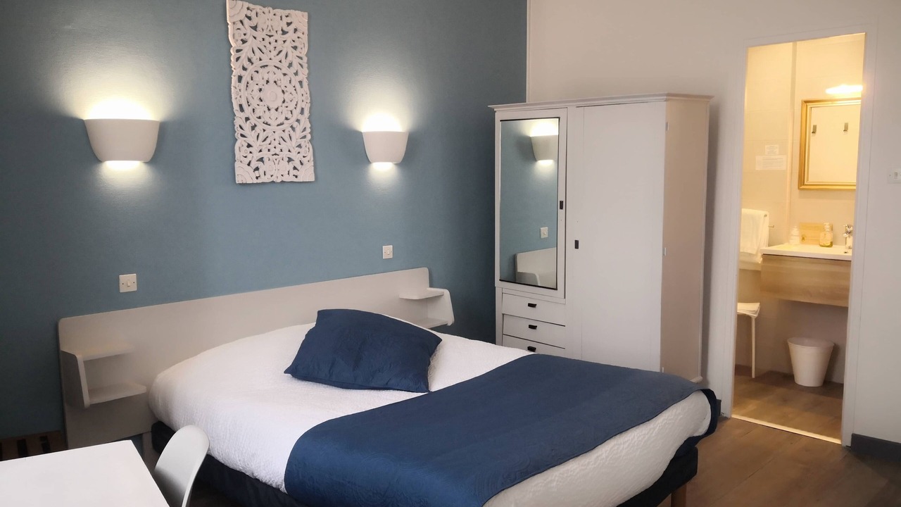 Photo of Bedroom in Salon-de-Provence