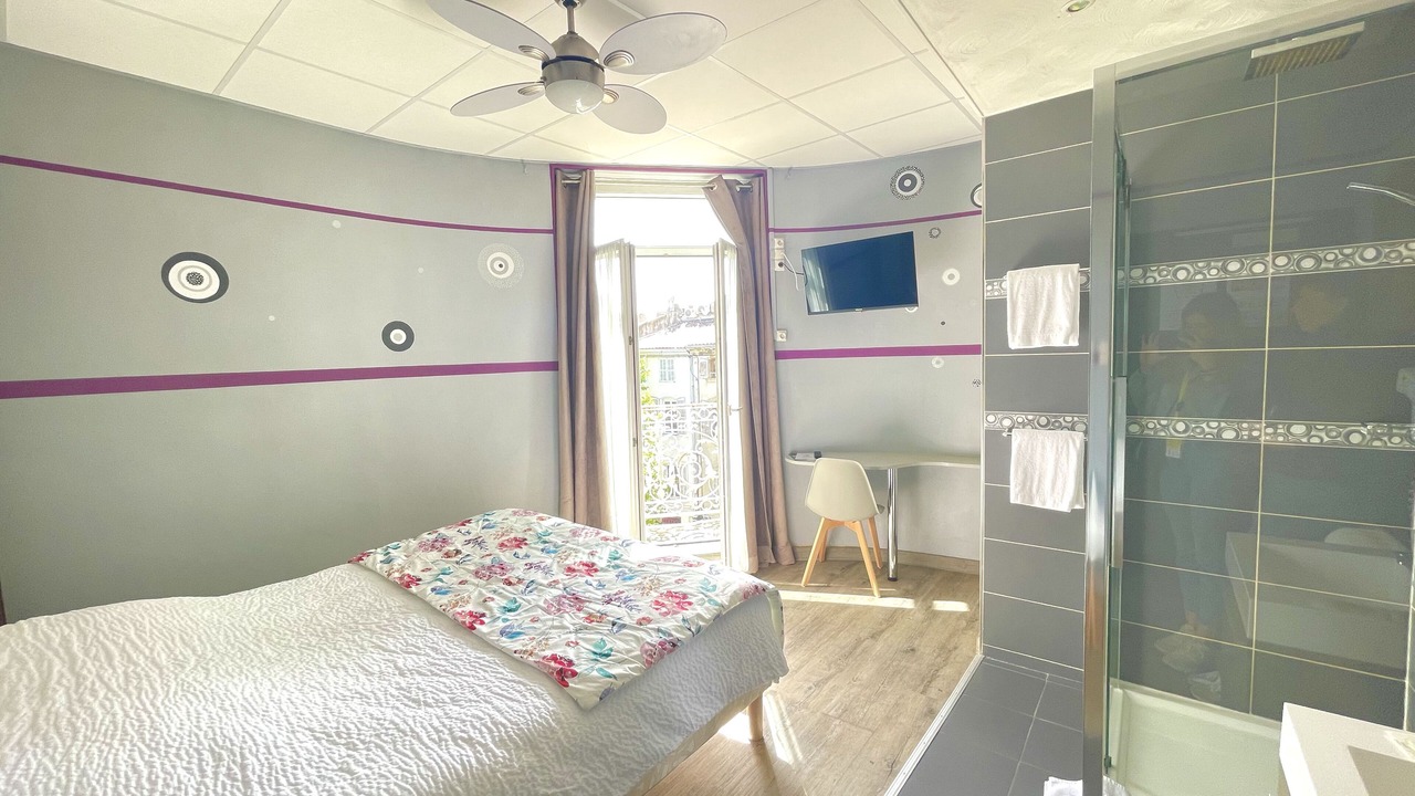 Photo of Bedroom in Salon-de-Provence