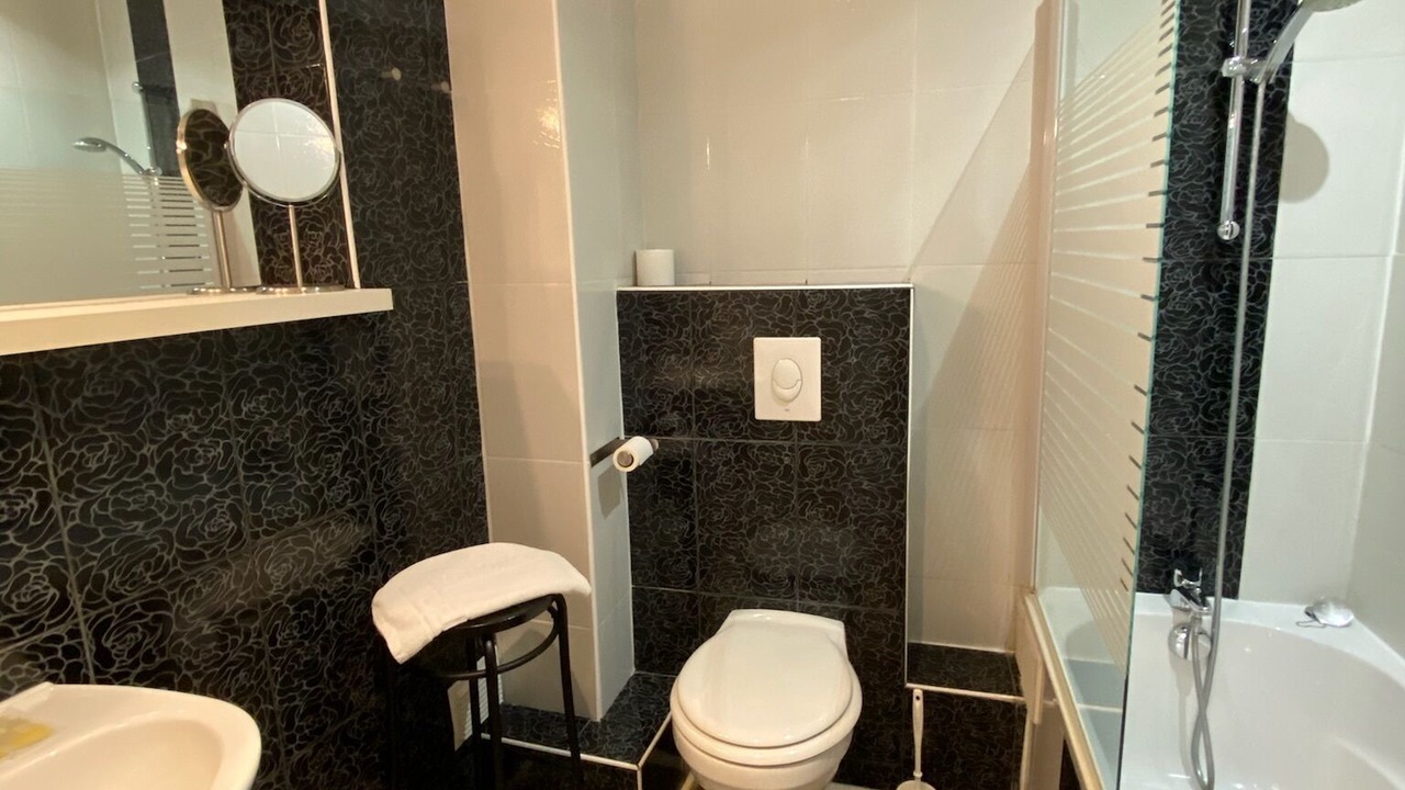 Photo of Bathroom in Salon-de-Provence