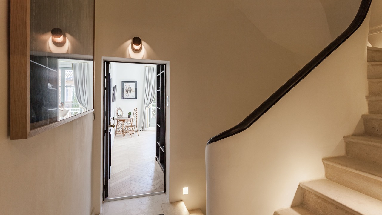 Photo of Bedroom in Mazarin Quarter