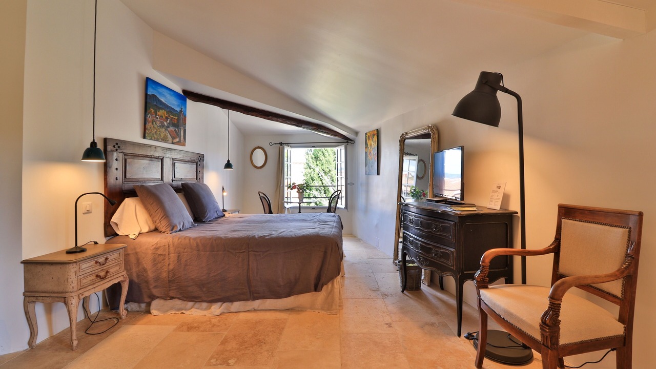 Photo of Bedroom in Mazan