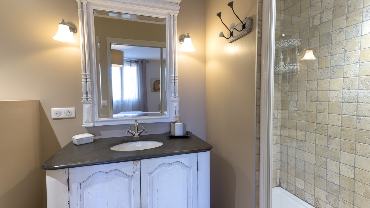 Photo of Bathroom in Six-Fours-les-Plages