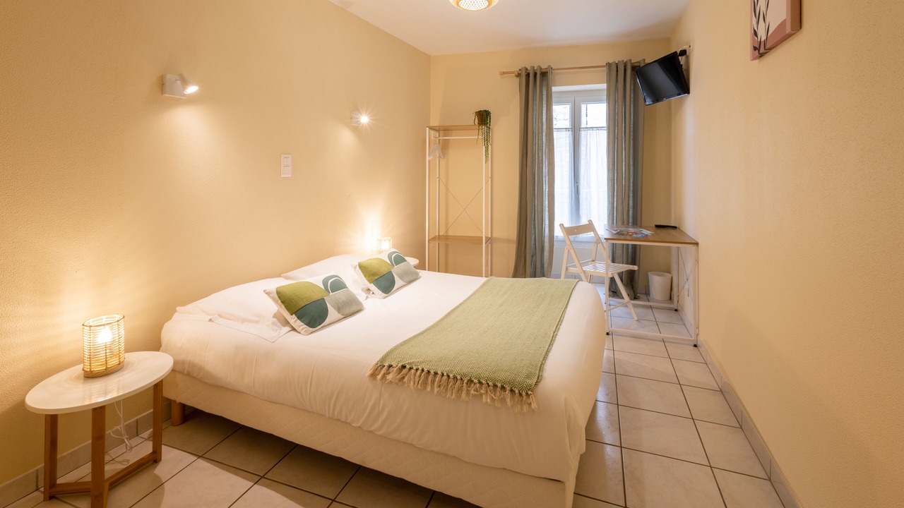 Photo of Bedroom in Apt