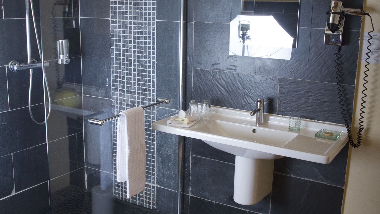 Photo of Bathroom in Sernhac