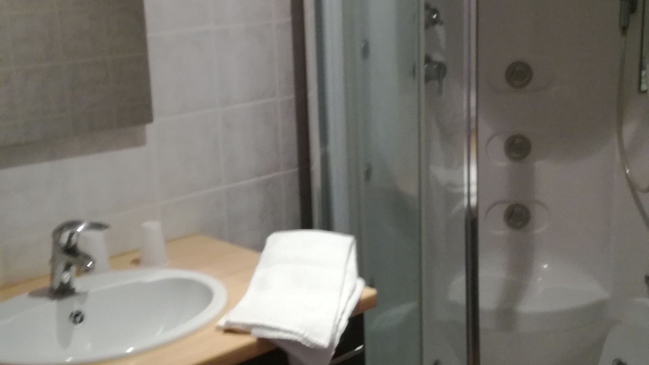 Photo of Bathroom in Theziers