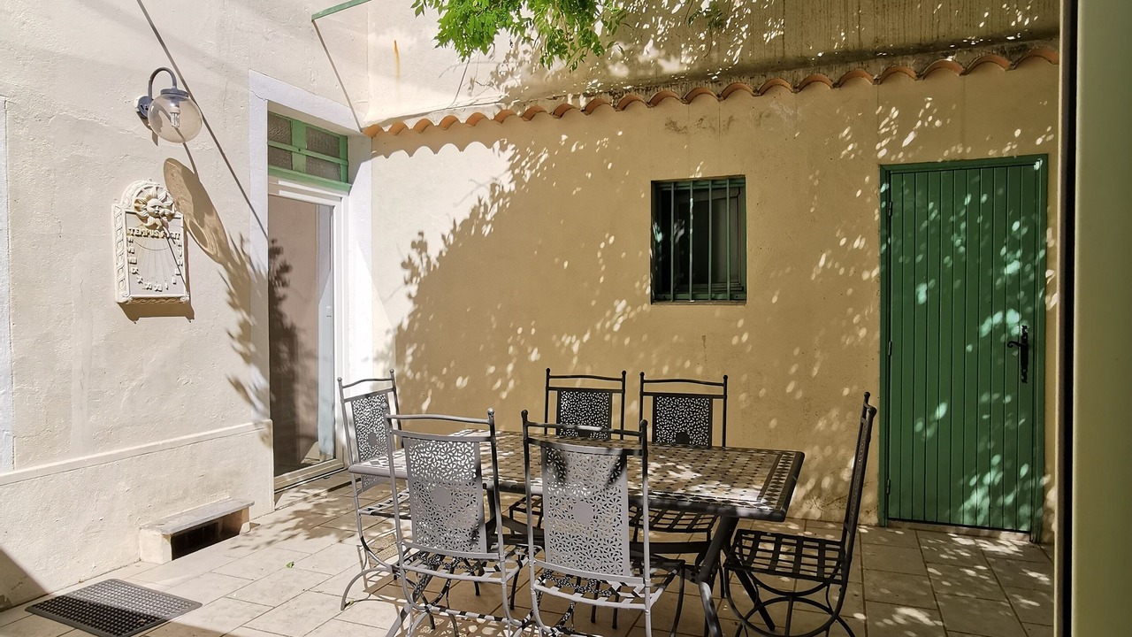 Photo of Outdoor in Orange