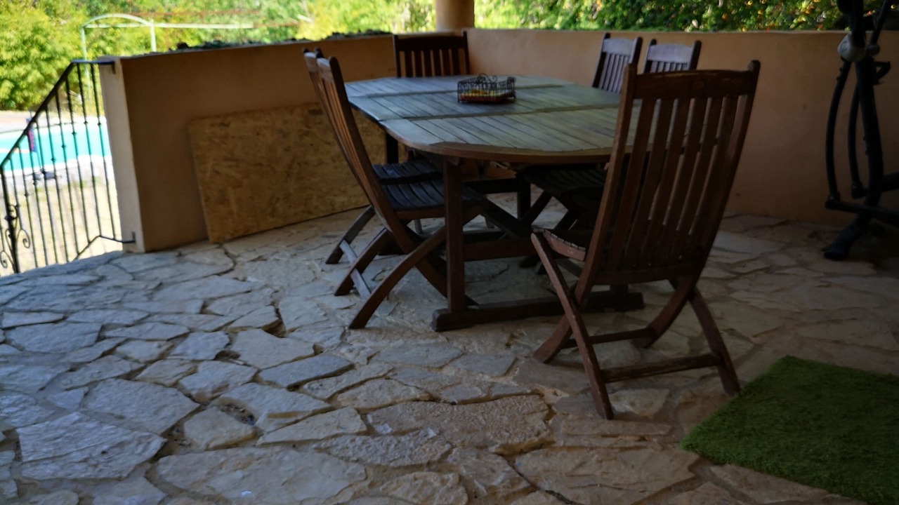 Photo of Patio Balcony in Saint-Pierre-de-Vassols
