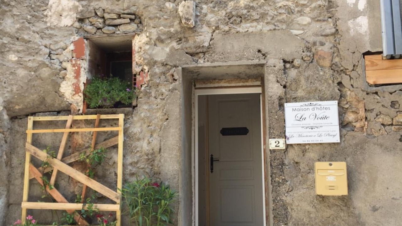 Photo of Outdoor in Volonne