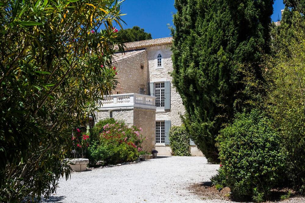 Photo of Outdoor in Aramon