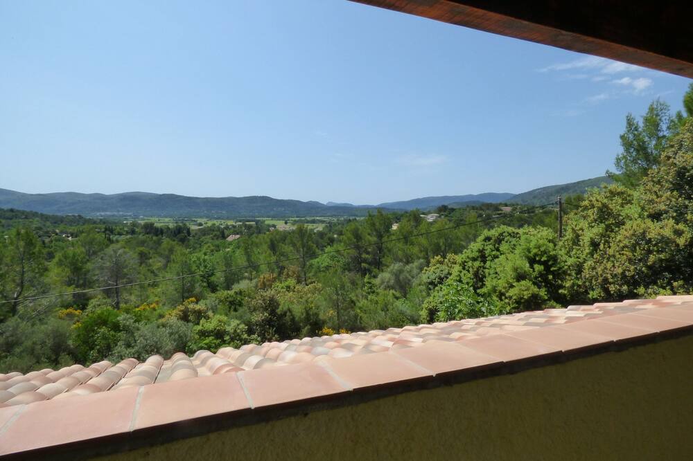 Photo of Patio Balcony in La Roquebrussanne