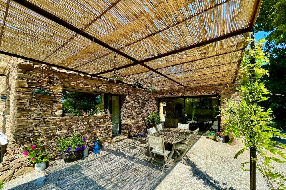 Photo of Outdoor in La Mole