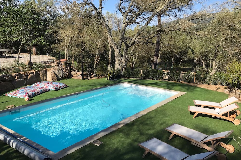 Photo of Outdoor in La Mole