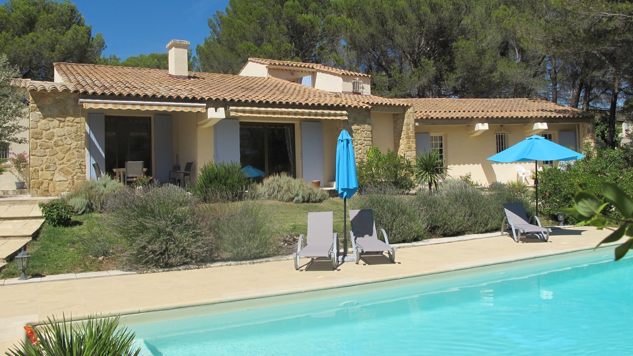 Photo of Outdoor in Lambesc